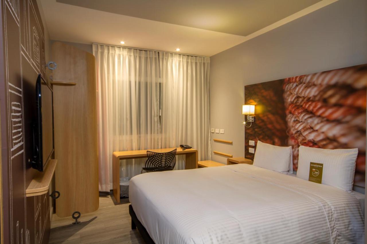 Ibis 3*