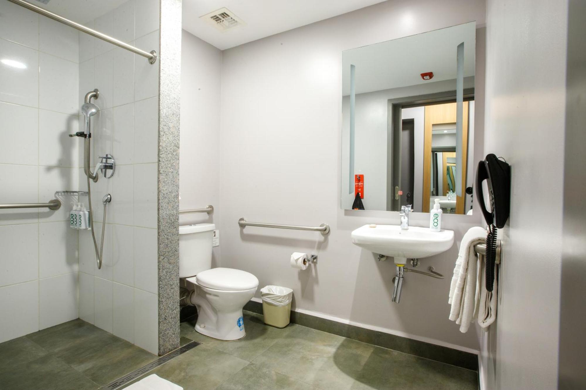 Ibis 3* Quito