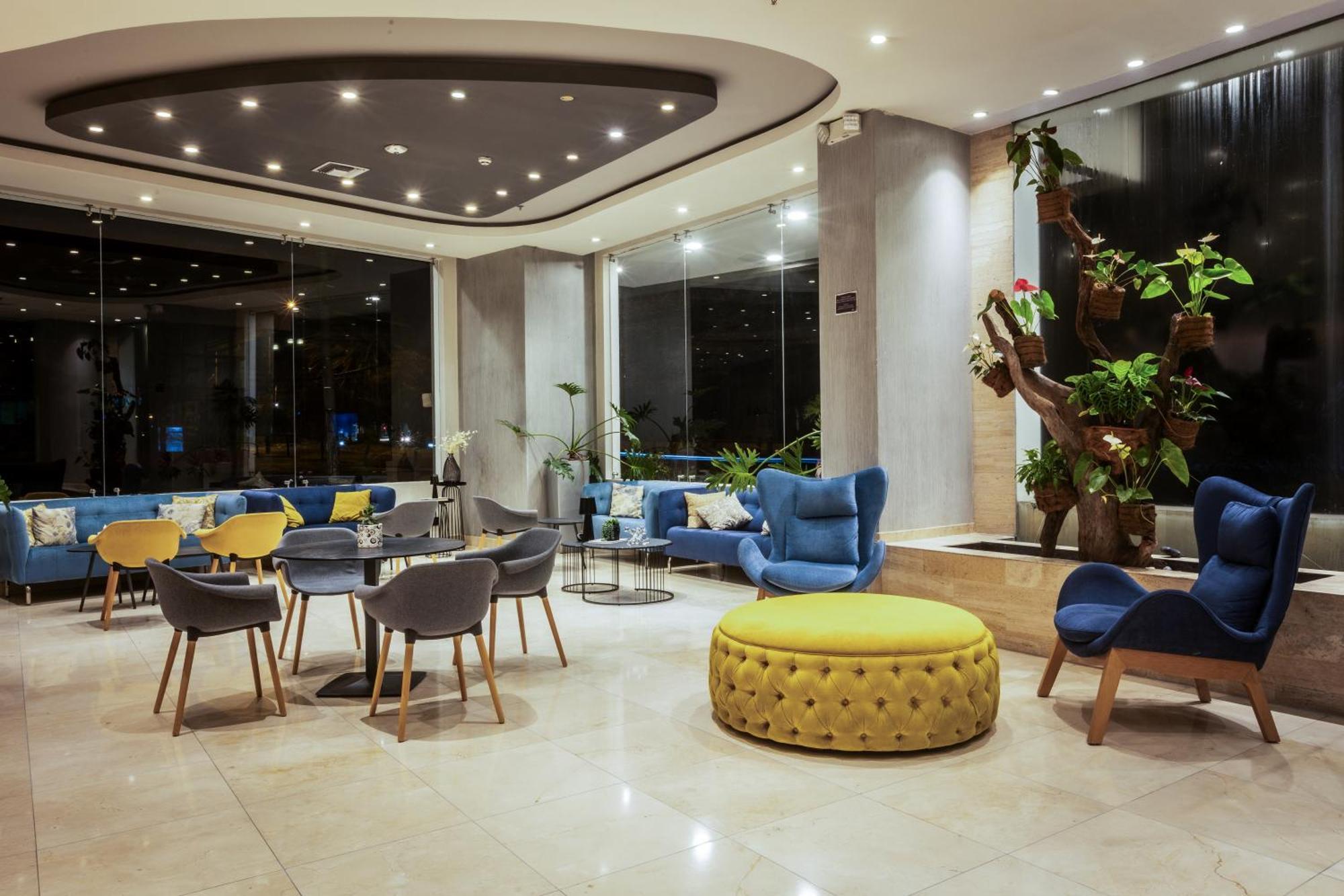 Ibis 3*