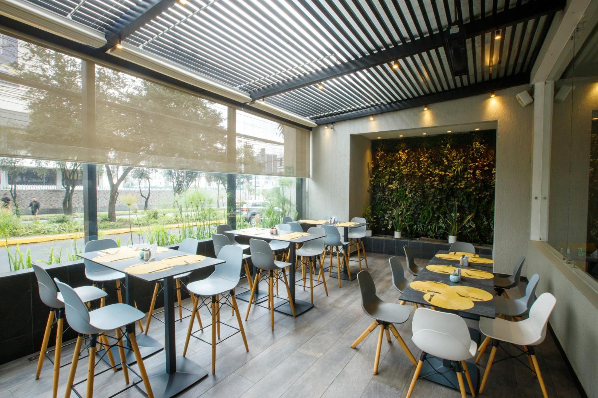 Ibis Hotel 3*